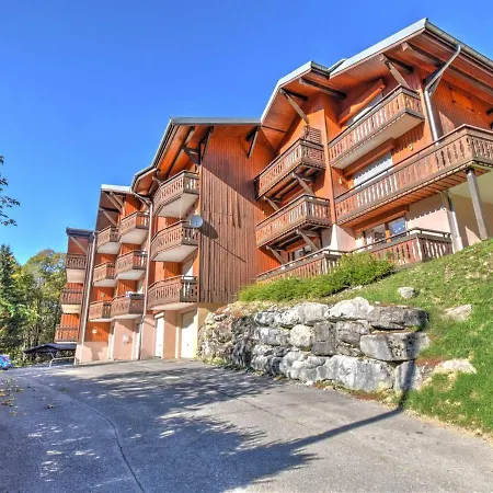 Renove Au Pied Des Pistes Avec Balcon Et Parking A - Fr-1-524-105 Apartment